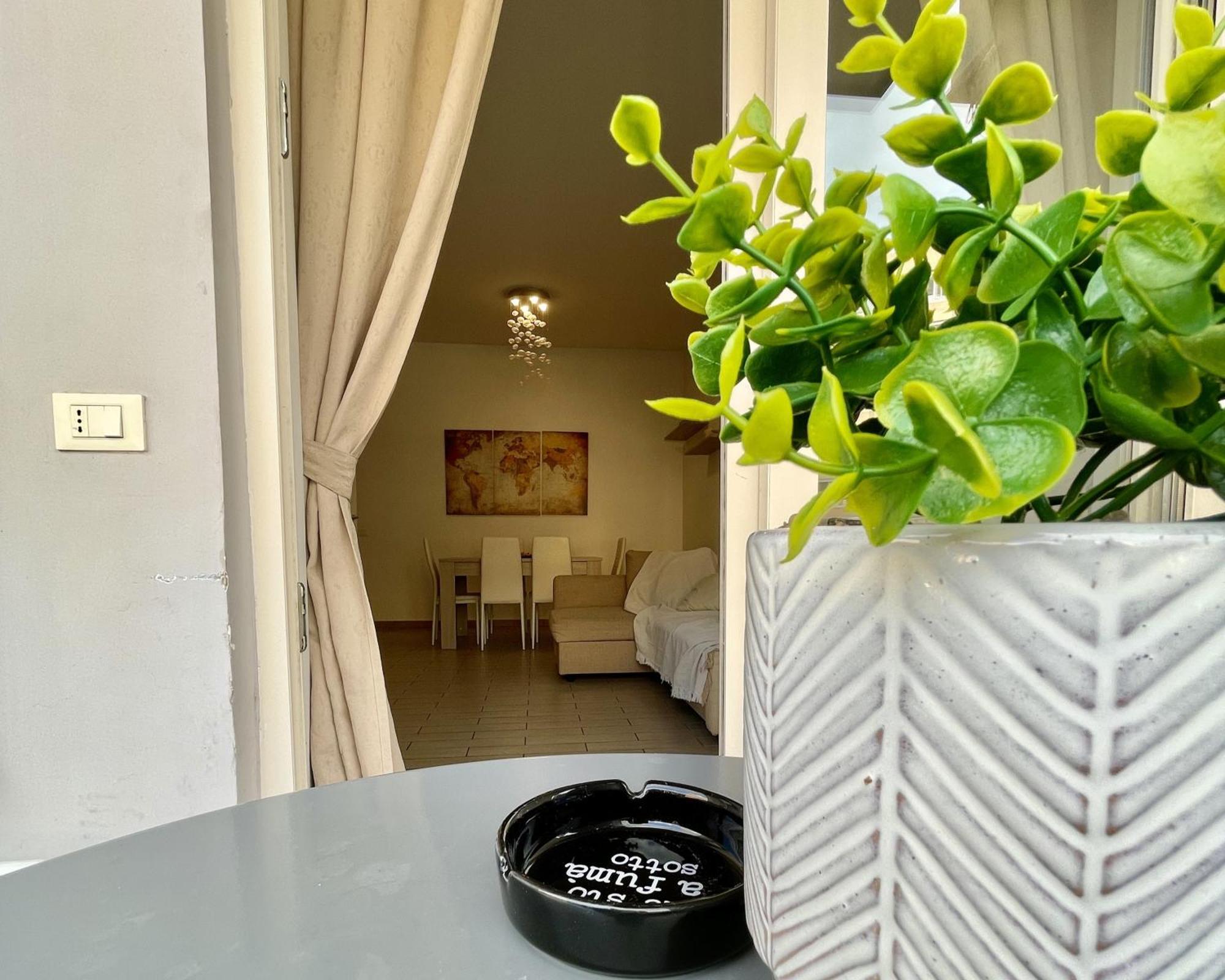 Domus Laterani By Jfm - Comfortable Big Terrace Colosseo Apartment Rom