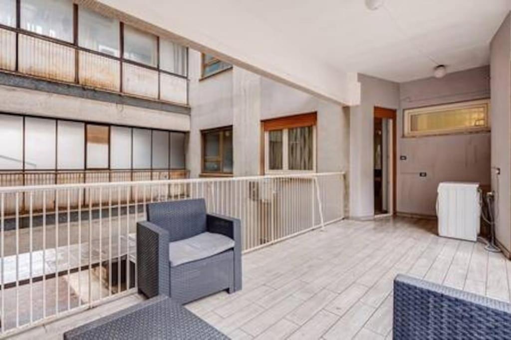 Domus Laterani By Jfm - Comfortable Big Terrace Colosseo Appartamento *