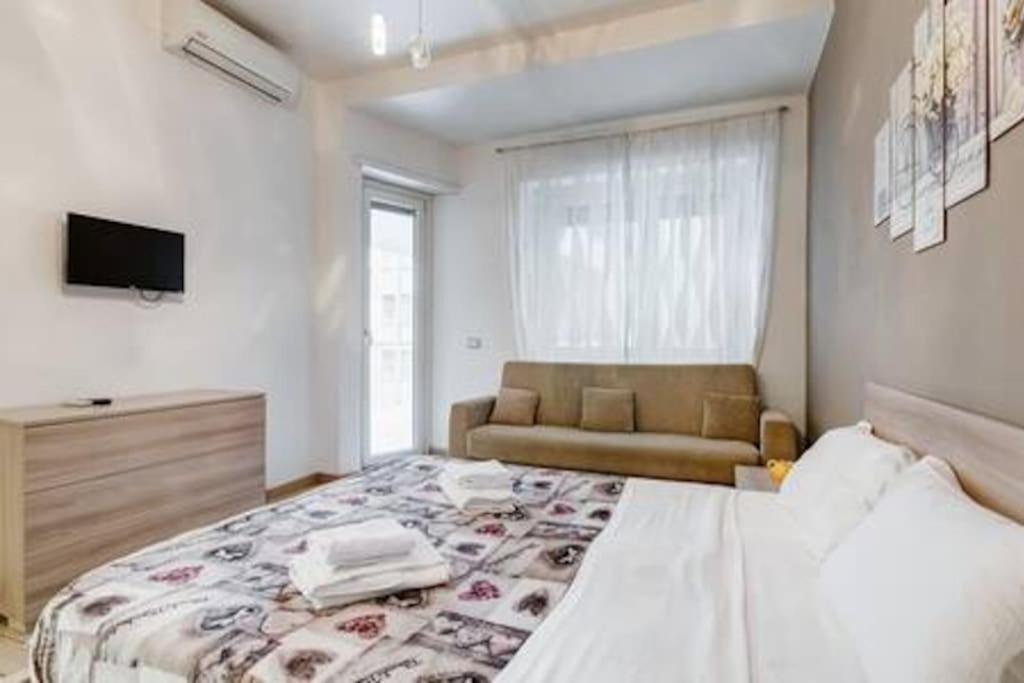 Domus Laterani By Jfm - Comfortable Big Terrace Colosseo Appartamento *