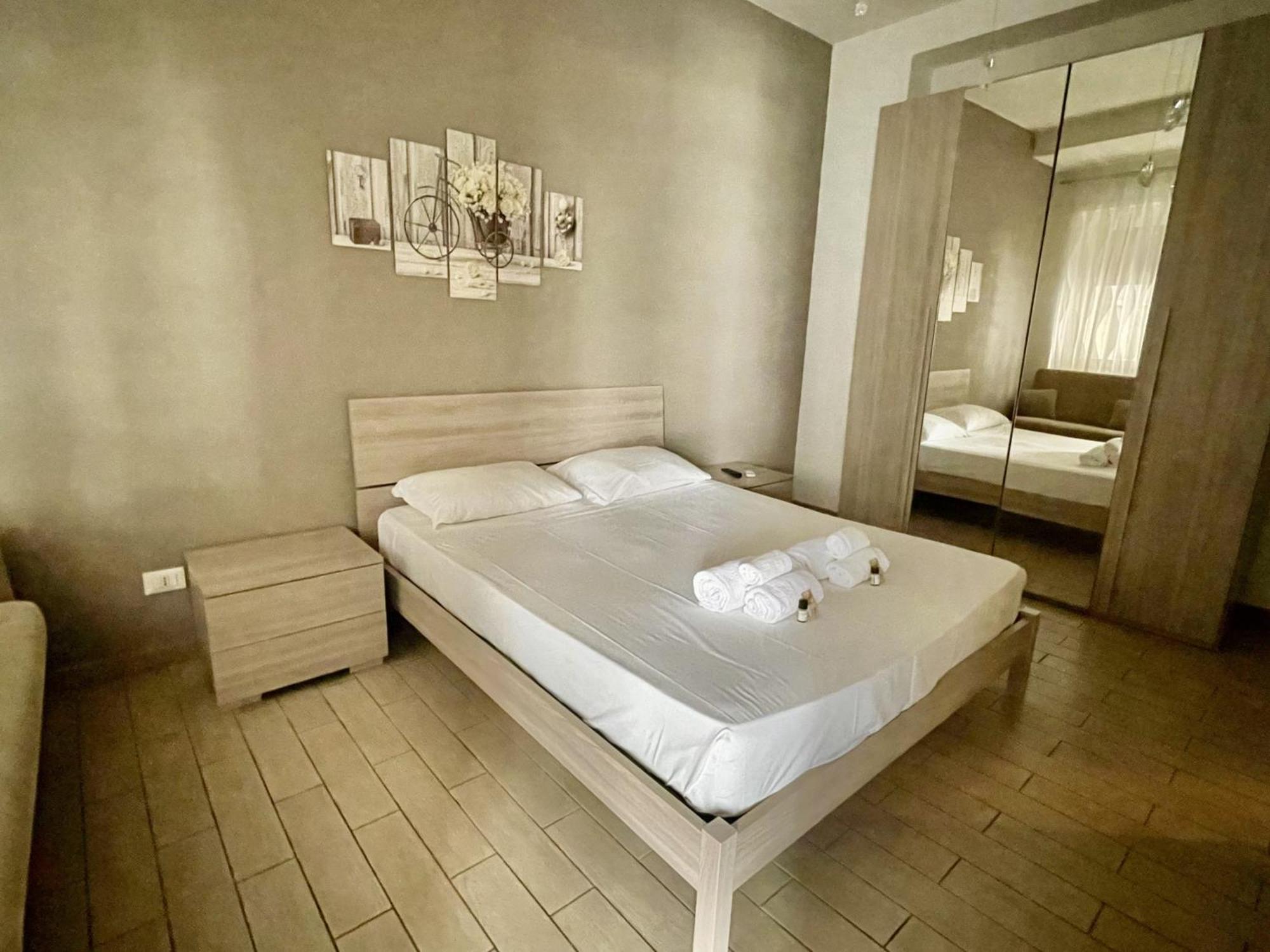 Domus Laterani By Jfm - Comfortable Big Terrace Colosseo Appartamento
